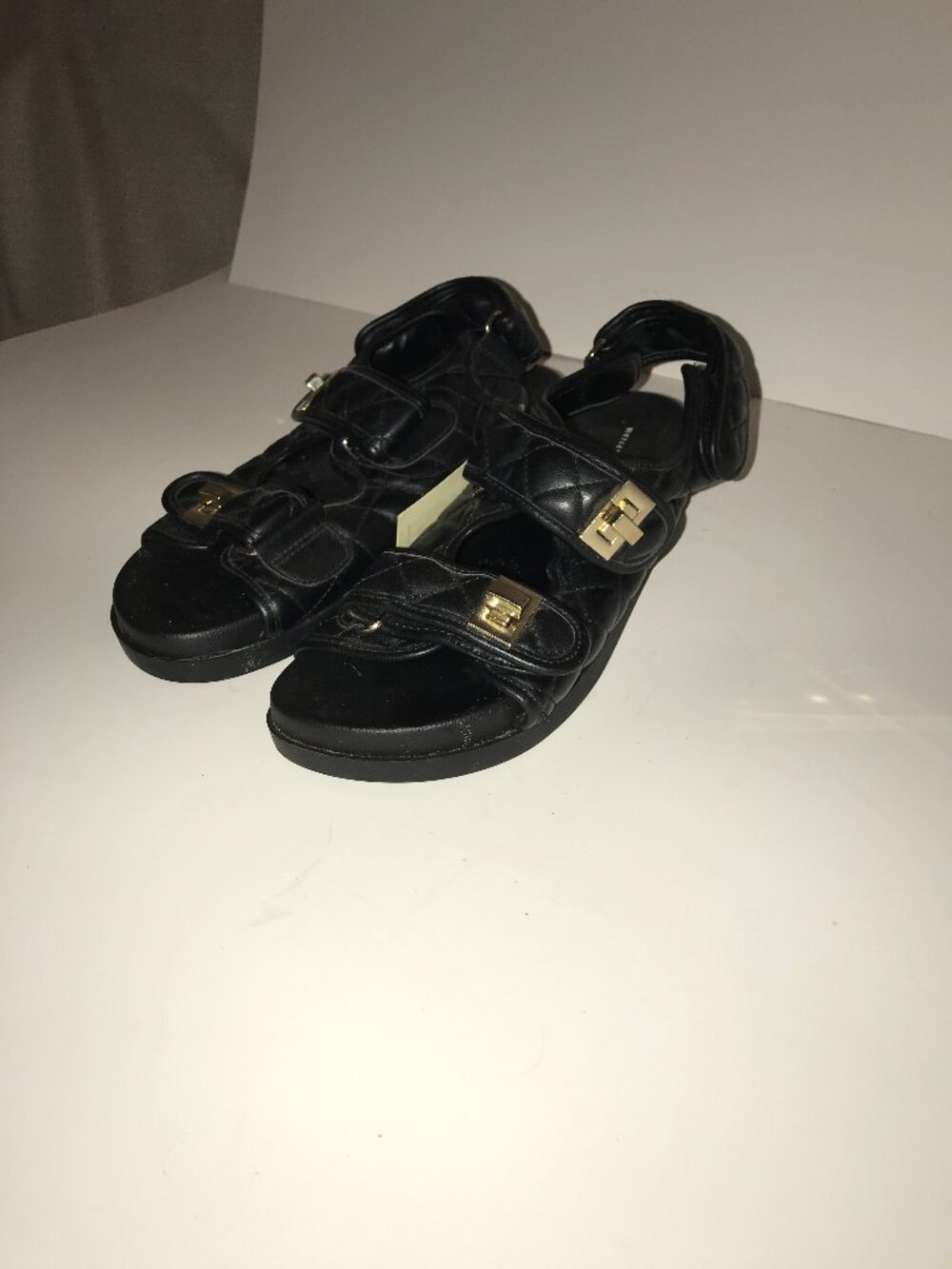 NWT Mercer & Madison Black Quilted Sandals 8.5